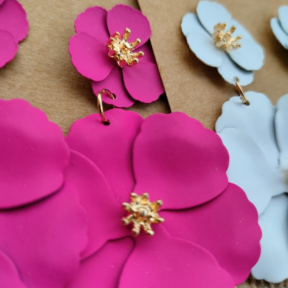 Hot Fuchsia Pink Floral Earrings - Picture 16 of 17